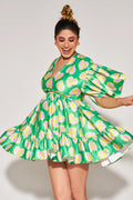 Green Dress in blinding hearts - The Silk Road 